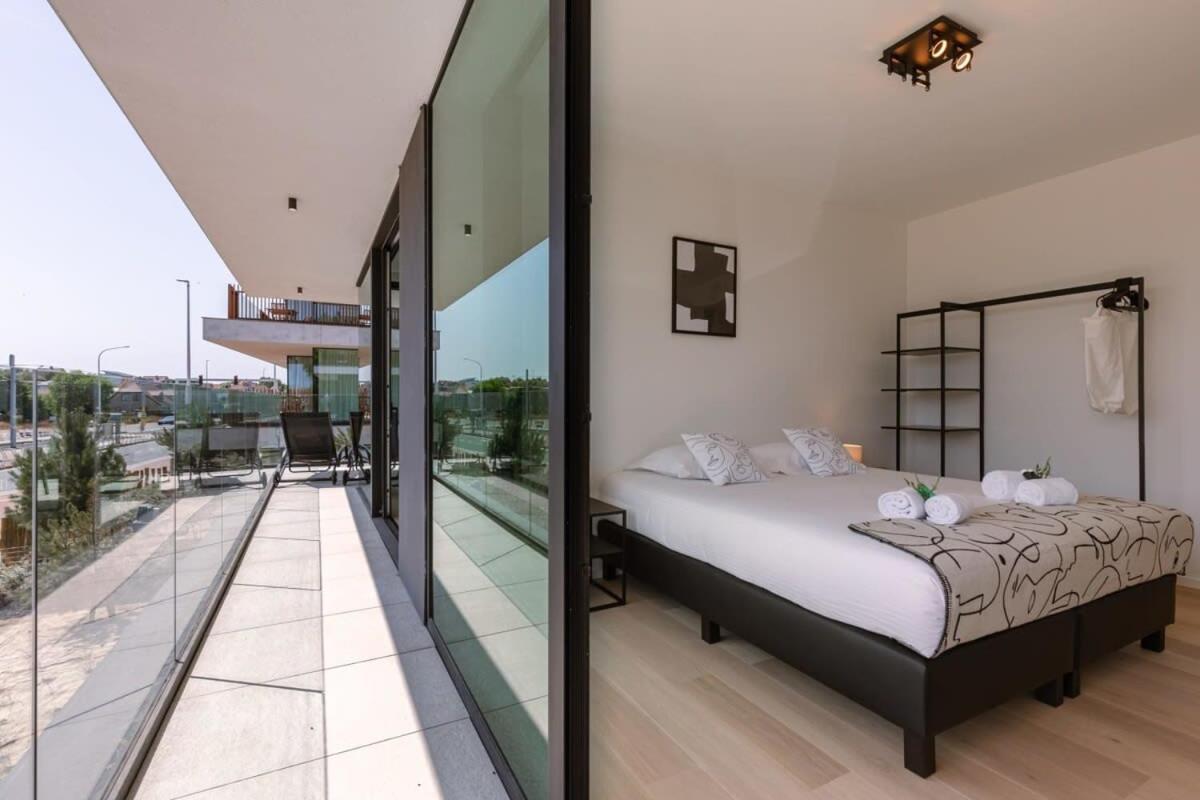 New, Luxurious And Modern Apartment With Private Parking Koksijde Eksteriør bilde