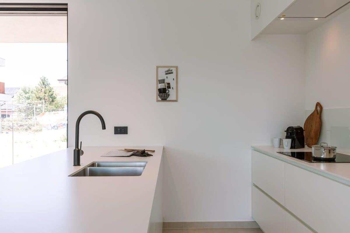 New, Luxurious And Modern Apartment With Private Parking Koksijde Eksteriør bilde
