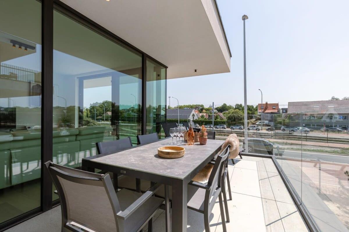 New, Luxurious And Modern Apartment With Private Parking Koksijde Eksteriør bilde