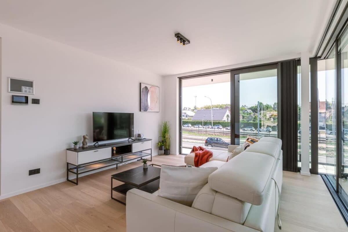 New, Luxurious And Modern Apartment With Private Parking Koksijde Eksteriør bilde