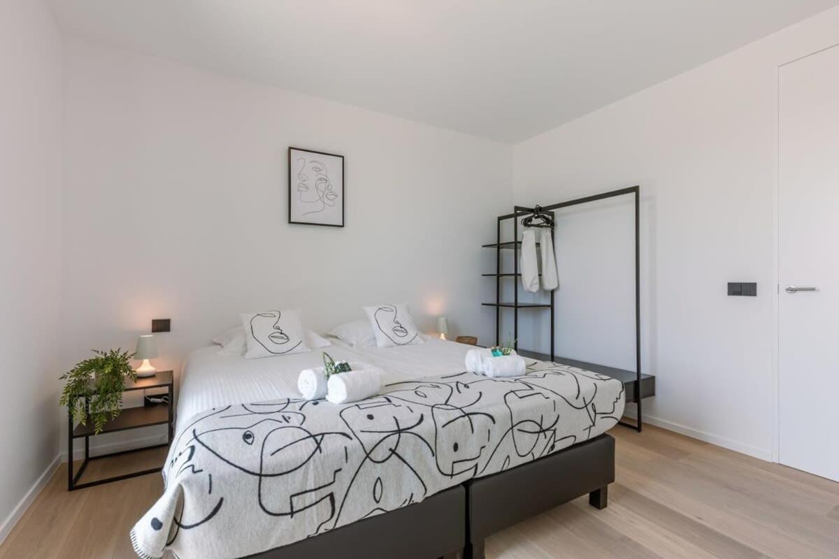New, Luxurious And Modern Apartment With Private Parking Koksijde Eksteriør bilde